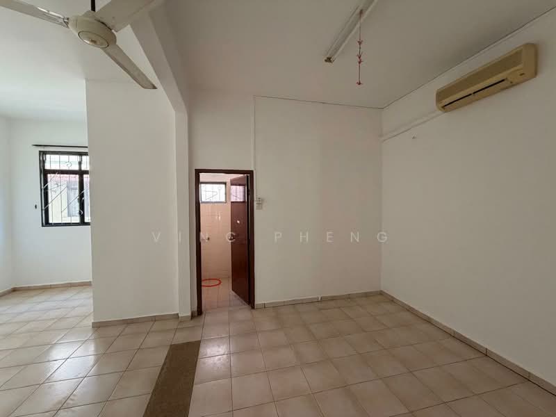 2-storey Terraced House for Sale in Taman Pertam Jaya (Melaka City) - Vinc Pheng - Interior - PropertyGuru.com.my