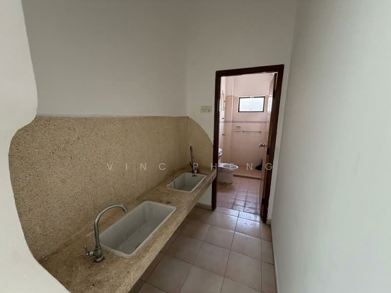 2-storey Terraced House for Sale in Taman Pertam Jaya (Melaka City) - Vinc Pheng - Bathroom - PropertyGuru.com.my