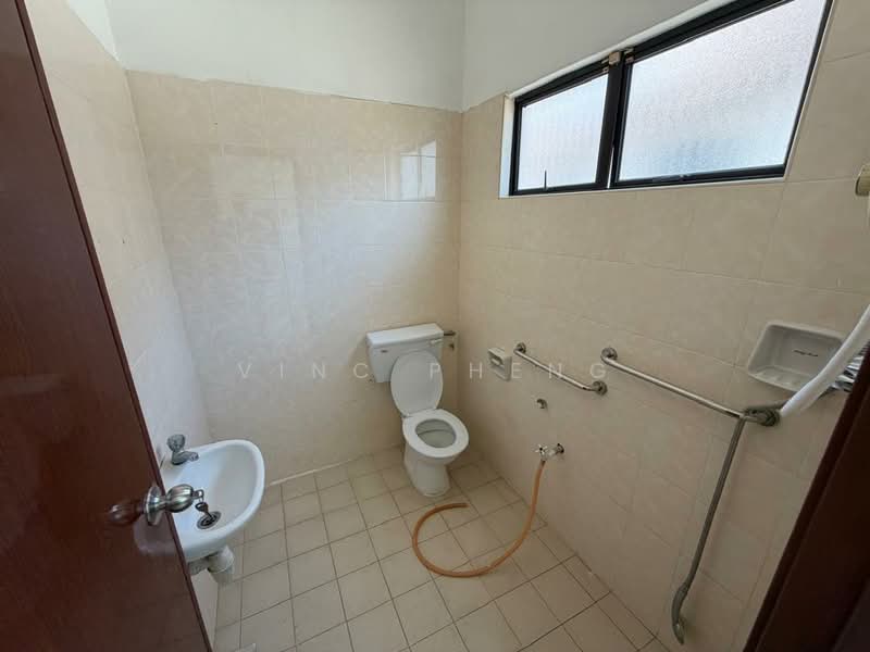 2-storey Terraced House for Sale in Taman Pertam Jaya (Melaka City) - Vinc Pheng - Bathroom - PropertyGuru.com.my