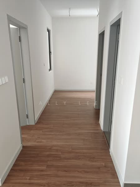 Servis Apartment untuk Disewa di Helix2 @ PJ South - Ally Lee - Corridor - PropertyGuru.com.my