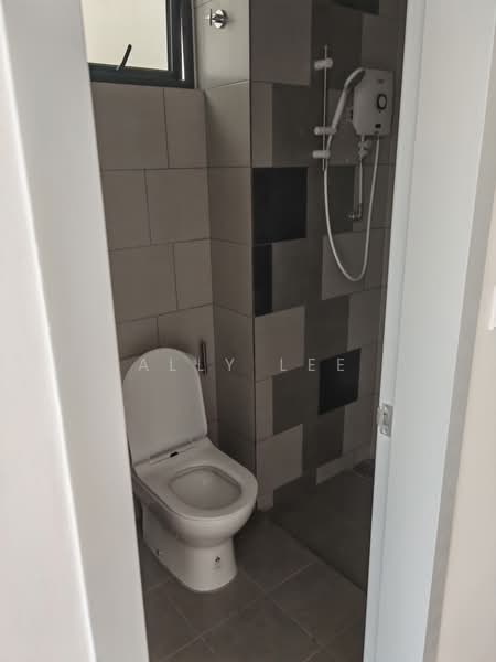 Servis Apartment untuk Disewa di Helix2 @ PJ South - Ally Lee - Bathroom - PropertyGuru.com.my