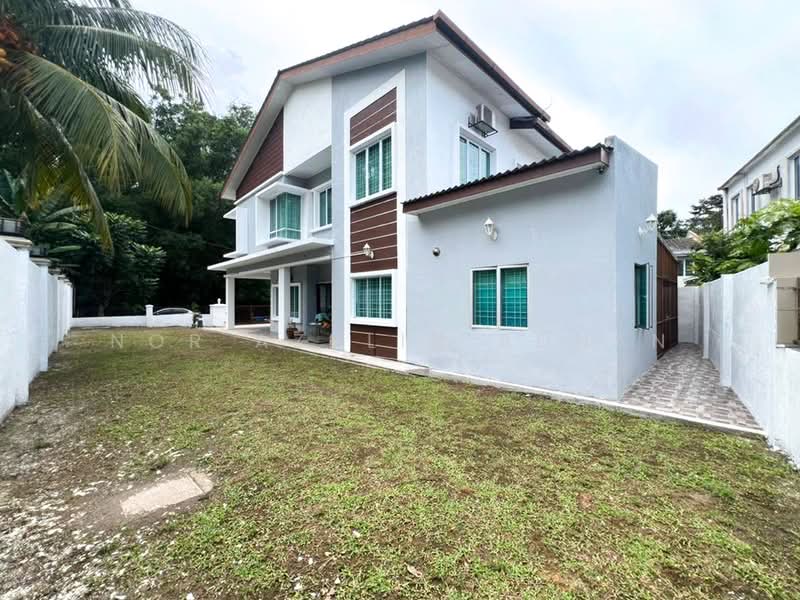 Semi-Detached House for Sale in Semenyih (Selangor) - Nor Azdlin Adnan - PropertyGuru.com.my