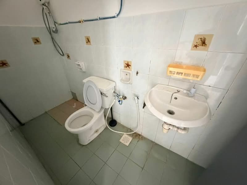 Apartment for Rent at Sri Awana Townhouse - Joyce Tan - Bathroom - PropertyGuru.com.my