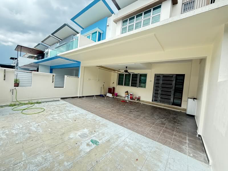2-storey Terraced House for Rent in Taman Nusa Sentral (Iskandar Puteri (Nusajaya)) - Jay Ho - Exterior - PropertyGuru.com.my