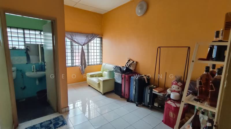 2-storey Terraced House for Sale in Taman Sri Muda (Shah Alam) - Georgia Wong - Living Room - PropertyGuru.com.my