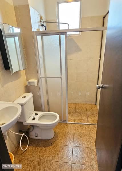 Rumah Kluster untuk Dijual di Aman Perdana (Kapar) - Rylin Tan - Bathroom - PropertyGuru.com.my