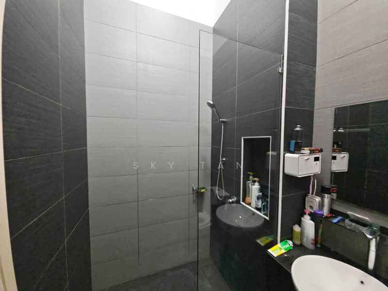 Rumah Kluster untuk Dijual di Eco Spring (Johor Bahru) - Sky Tan - Bathroom - PropertyGuru.com.my