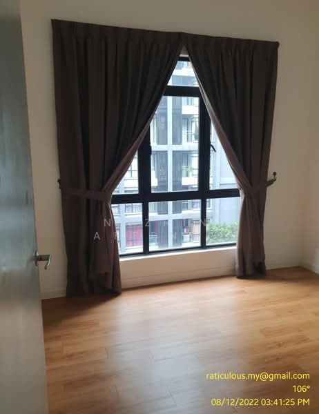 Servis Apartment untuk Disewa di Utropolis Suites 1 - Nazrin Affendy - View - PropertyGuru.com.my