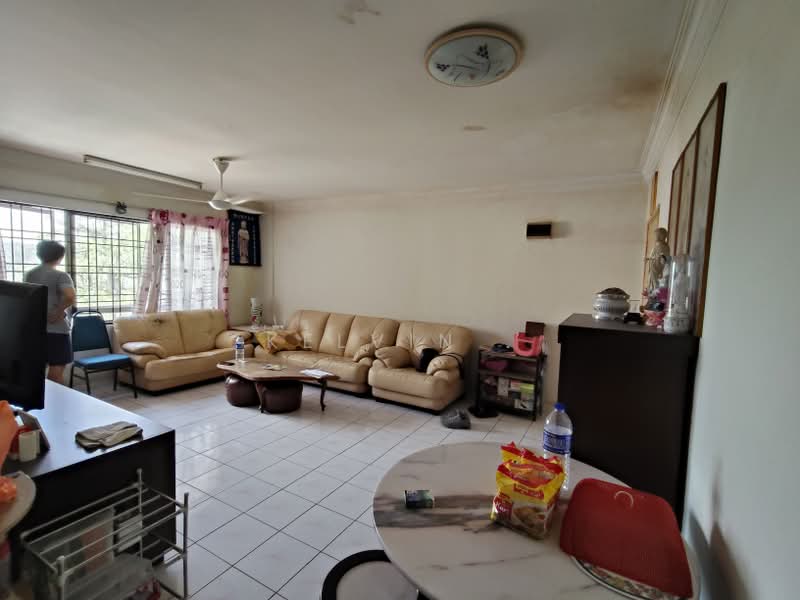 Pangsapuri untuk Dijual di saujana apartment - Kelvin . - Living Room - PropertyGuru.com.my