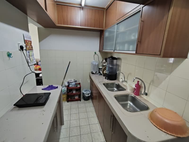 Pangsapuri untuk Dijual di saujana apartment - Kelvin . - Kitchen - PropertyGuru.com.my