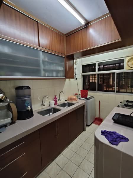 Pangsapuri untuk Dijual di saujana apartment - Kelvin . - Kitchen - PropertyGuru.com.my
