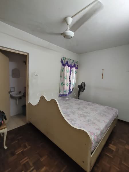 Pangsapuri untuk Dijual di saujana apartment - Kelvin . - Bedroom - PropertyGuru.com.my