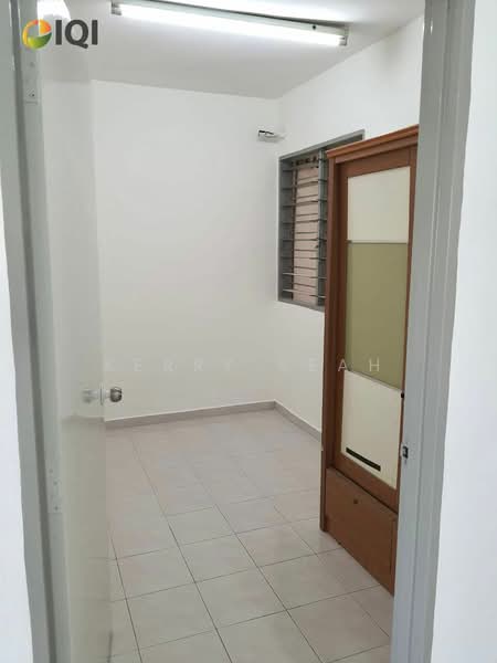 Flat for Sale at Taman Bayu Mutiara - Kerry Seah - Interior - PropertyGuru.com.my