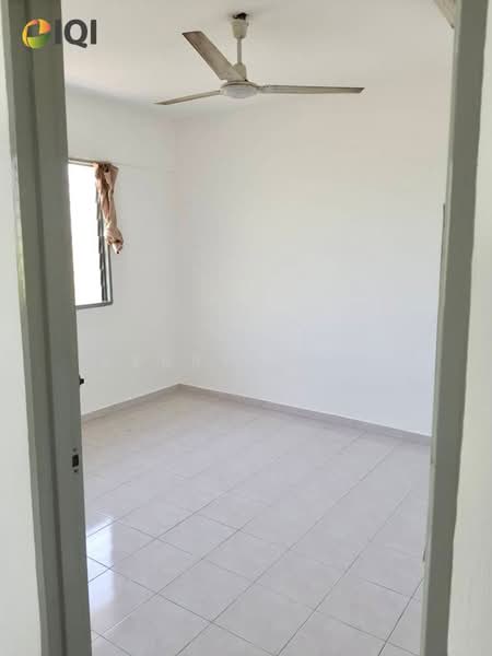 Flat for Sale at Taman Bayu Mutiara - Kerry Seah - Interior - PropertyGuru.com.my