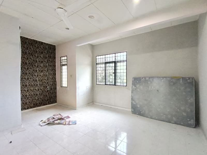 Rumah Teres 2 Tingkat untuk Dijual di Taman Cengal Utama (Paroi) - Syahrim Naim - Interior - PropertyGuru.com.my