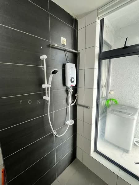Kondominium untuk Disewa di Wellesley Residences - Yong Soo Kee - Bathroom - PropertyGuru.com.my