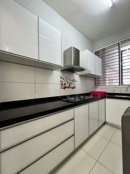 Kondominium untuk Disewa di Wellesley Residences - Yong Soo Kee - Kitchen - PropertyGuru.com.my