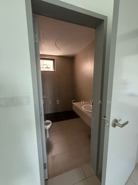 Condominium for Sale at D' Starlingtton - Louis Chuah - Bathroom - PropertyGuru.com.my