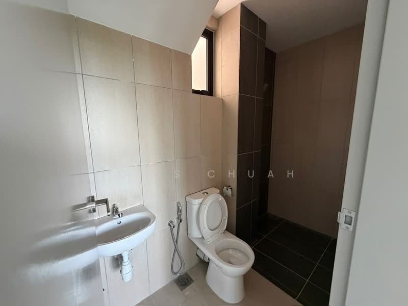 Condominium for Sale at D' Starlingtton - Louis Chuah - Bathroom - PropertyGuru.com.my