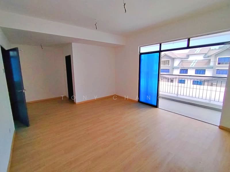 Terraced House for Sale in Taman Selayang Permata (Batu Caves) - Tony Chang - Living Room - PropertyGuru.com.my