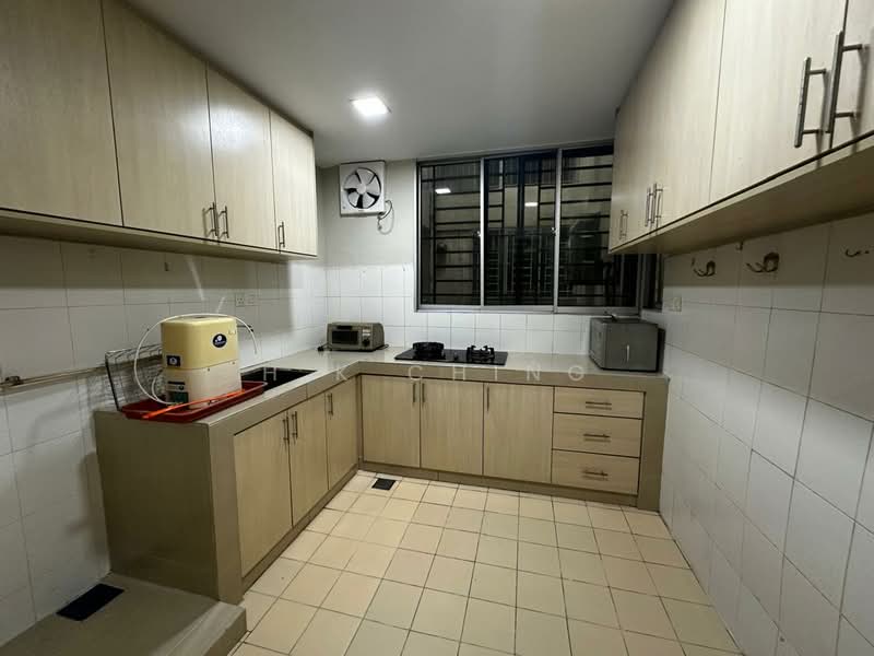 Condominium for Rent at Koi Tropika - H.K Ching - Kitchen - PropertyGuru.com.my