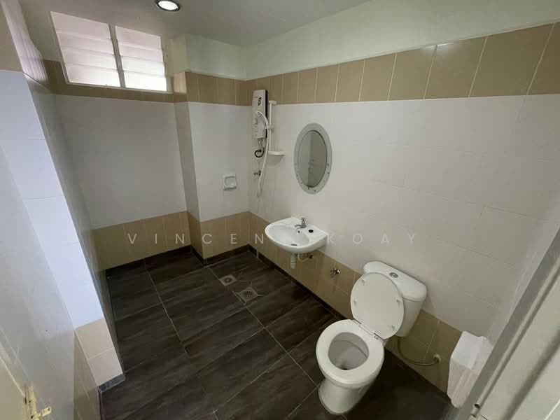 Condominium for Rent at D'Piazza - Vincent Koay - Bathroom - PropertyGuru.com.my