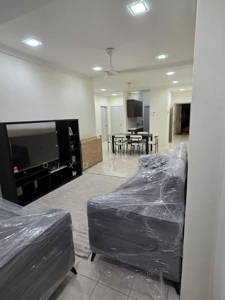 Servis Apartment untuk Disewa di Millennium Place @ Millennium Square - Dixon Wong - Living Room - PropertyGuru.com.my