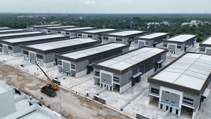 Semi-D Factory for Rent in Kampung Sri Cheeding (Jenjarom) - Chris Lee - Exterior - PropertyGuru.com.my