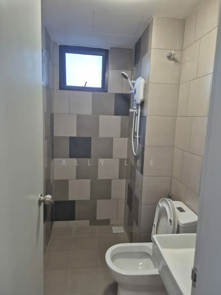 Servis Apartment untuk Disewa di Helix2 @ PJ South - Ally Lee - Bathroom - PropertyGuru.com.my