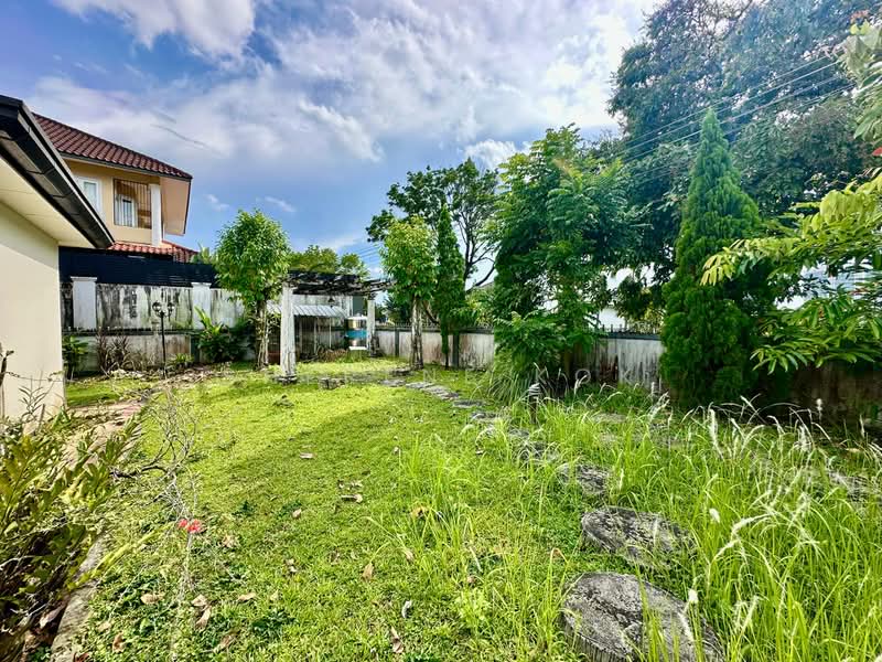 Bungalow for Sale in Taman Hui Sing (Kuching) - Sherene Kok - Garden - PropertyGuru.com.my