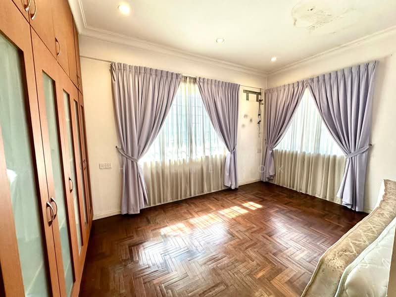 Bungalow for Sale in Taman Hui Sing (Kuching) - Sherene Kok - Bedroom - PropertyGuru.com.my