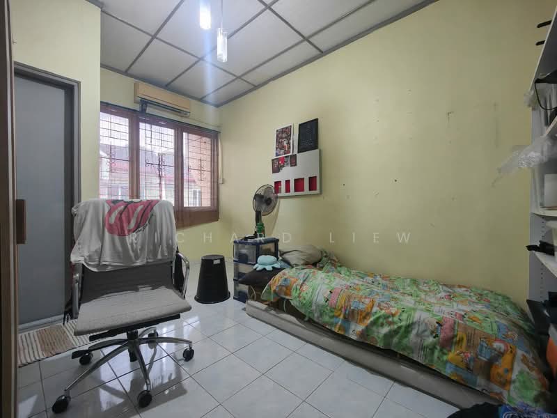 Rumah Teres 2-Tingkat untuk Dijual di SS24 (Petaling Jaya) - Richard Liew - Bedroom - PropertyGuru.com.my