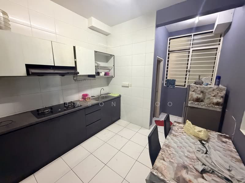 Service Residence for Sale at Sky Gardens Residences - Jason Khoo - Kitchen - PropertyGuru.com.my