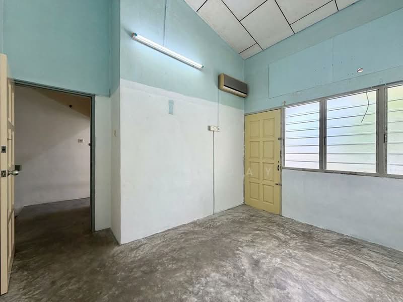 2-storey Terraced House for Sale in Island Park (Jelutong) - Ping Koay - Interior - PropertyGuru.com.my