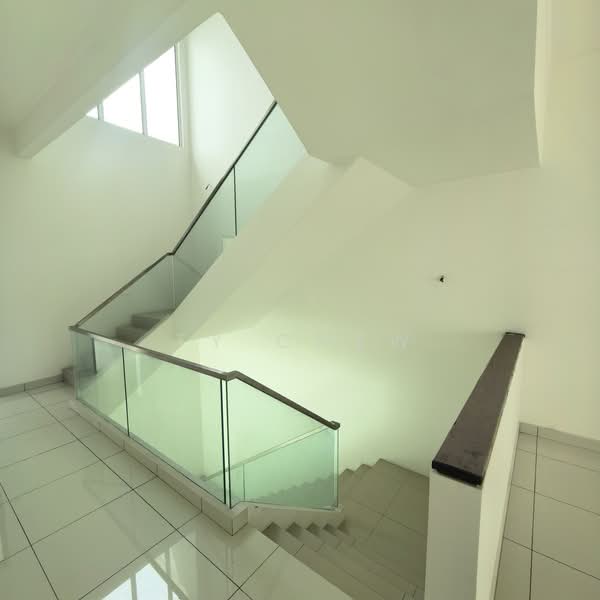 Rumah Berkembar untuk Dijual di Ambang Botanic (Klang) - TY Chew - Staircase - PropertyGuru.com.my