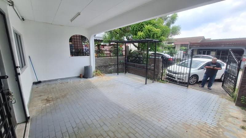 Rumah Teres 1-Tingkat untuk Dijual di Kelana Jaya (Petaling Jaya) - Shaiful Rudy - Exterior - PropertyGuru.com.my