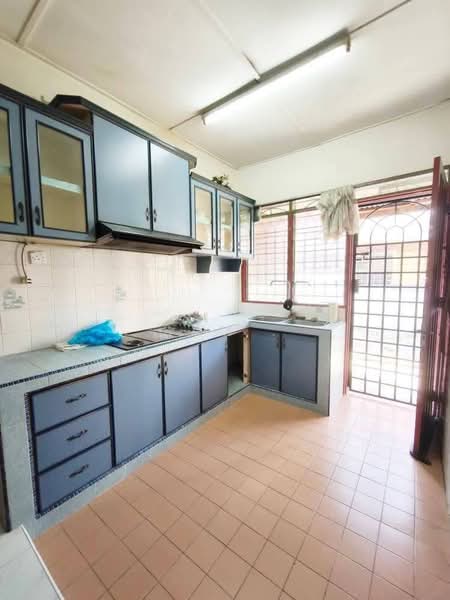 1-storey Terraced House for Sale in Taman Pinji Mewah (Ipoh) - Sam . - Kitchen - PropertyGuru.com.my