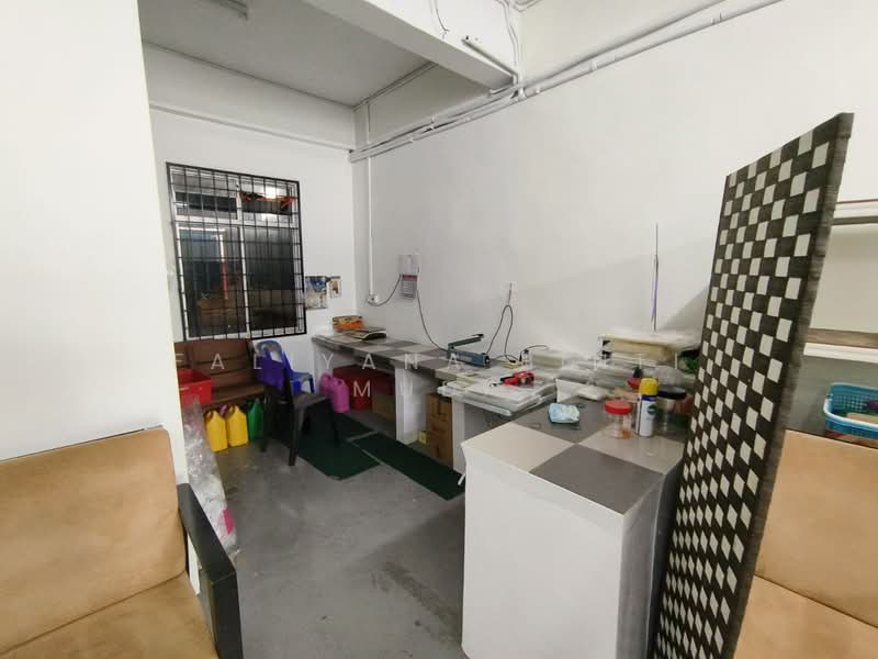 Shop / Office for Sale in Taman Seri Firdaus (Kangar) - Faliyana binti Muda - PropertyGuru.com.my