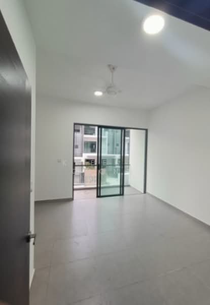 3-storey Terraced House for Sale in Batu 9 (Cheras) - Kweenie Chong - Balcony - PropertyGuru.com.my