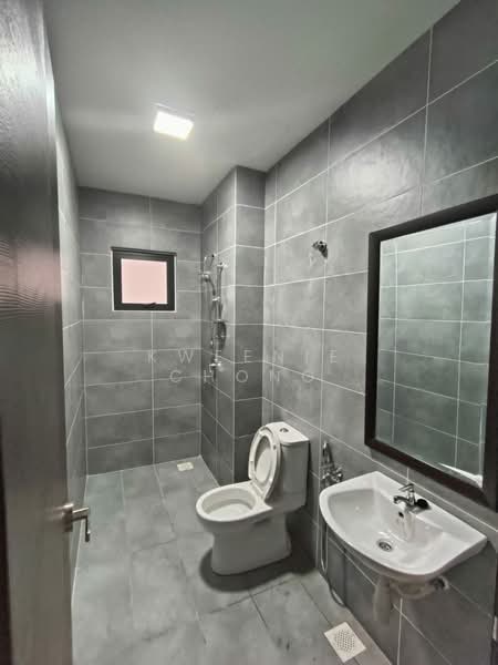 3-storey Terraced House for Sale in Batu 9 (Cheras) - Kweenie Chong - Bathroom - PropertyGuru.com.my