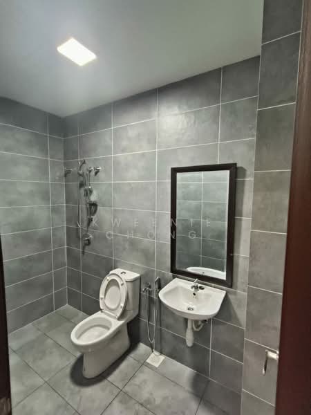 3-storey Terraced House for Sale in Batu 9 (Cheras) - Kweenie Chong - Bathroom - PropertyGuru.com.my