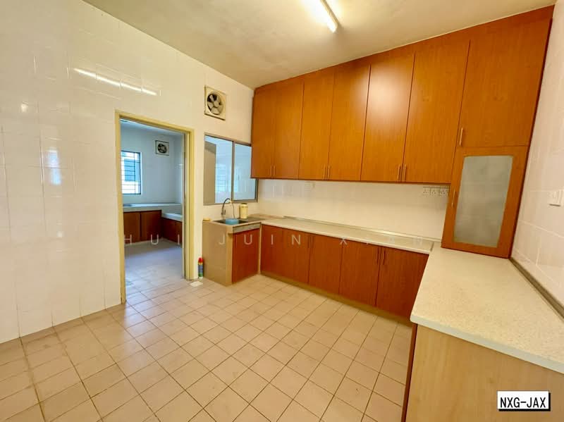 Terraced House for Sale in Bandar Botanic (Klang) - Hui Juin Xian - Kitchen - PropertyGuru.com.my