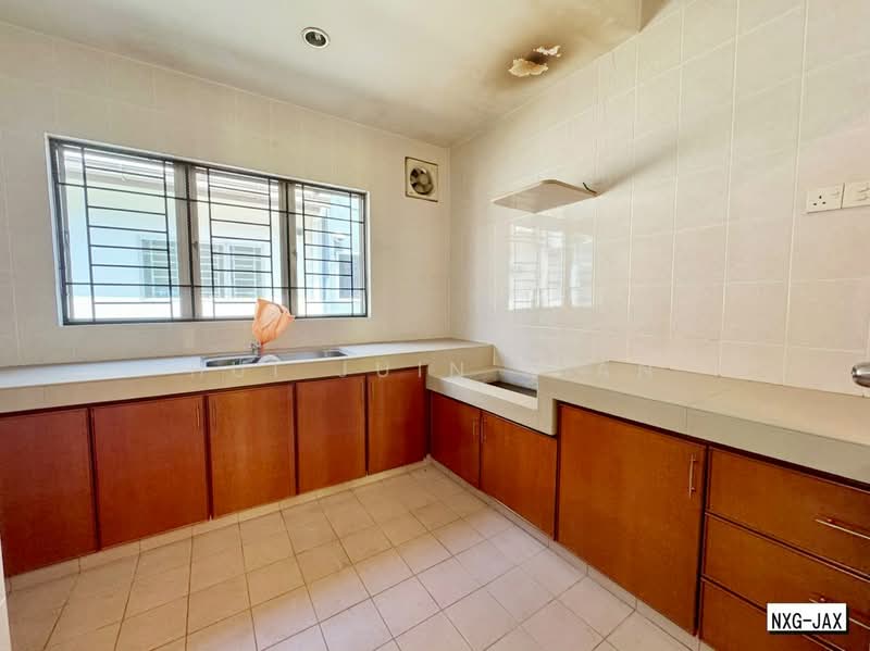 Terraced House for Sale in Bandar Botanic (Klang) - Hui Juin Xian - Kitchen - PropertyGuru.com.my