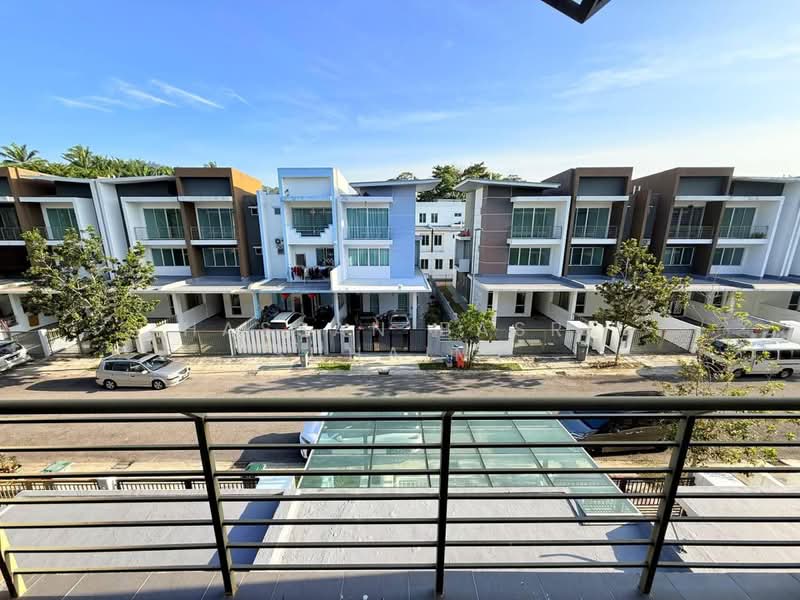 Rumah Teres 2.5 Tingkat untuk Dijual di Seremban (Negeri Sembilan) - Hassan Basri Suhaimi - Exterior - PropertyGuru.com.my