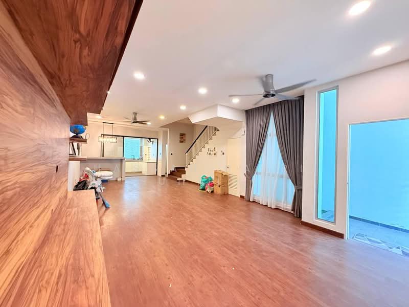 Rumah Teres 2.5 Tingkat untuk Dijual di Seremban (Negeri Sembilan) - Hassan Basri Suhaimi - Living Room - PropertyGuru.com.my
