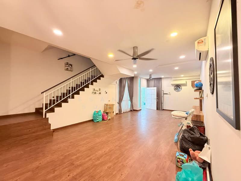 Rumah Teres 2.5 Tingkat untuk Dijual di Seremban (Negeri Sembilan) - Hassan Basri Suhaimi - Living Room - PropertyGuru.com.my