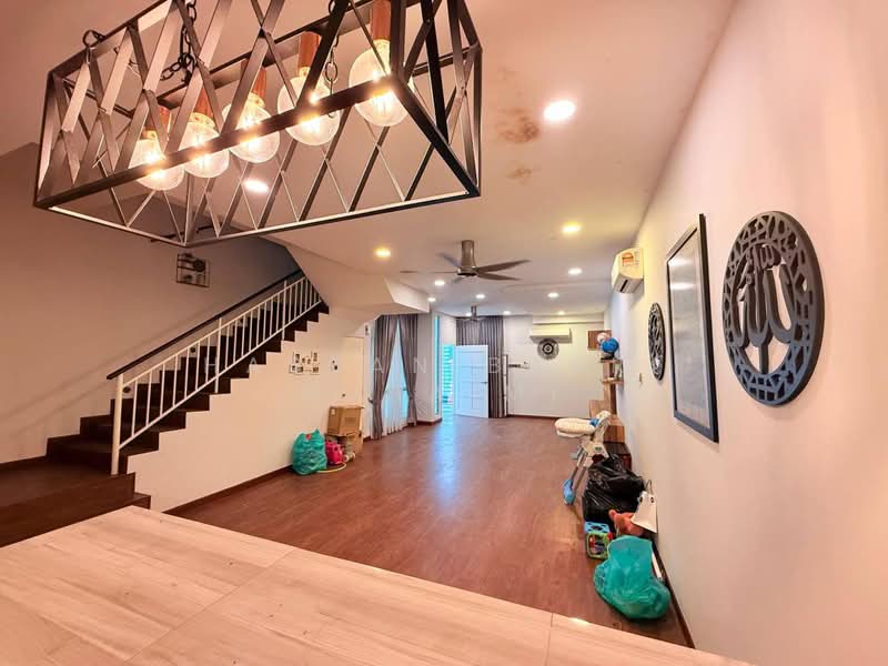 Rumah Teres 2.5 Tingkat untuk Dijual di Seremban (Negeri Sembilan) - Hassan Basri Suhaimi - Living Room - PropertyGuru.com.my