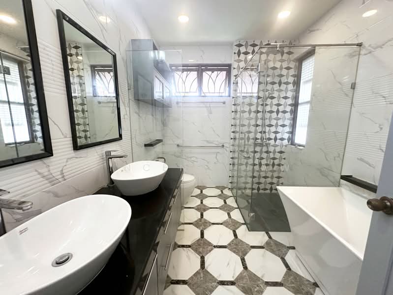 Bungalow for Sale in Ara Damansara (Selangor) - Vincent Liaw - Bathroom - PropertyGuru.com.my