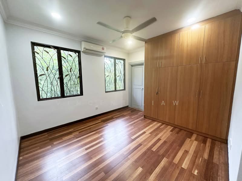 Bungalow for Sale in Ara Damansara (Selangor) - Vincent Liaw - Bedroom - PropertyGuru.com.my