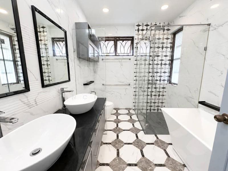 Bungalow House for Sale in Ara Damansara (Selangor) - Vincent Liaw - Bathroom - PropertyGuru.com.my